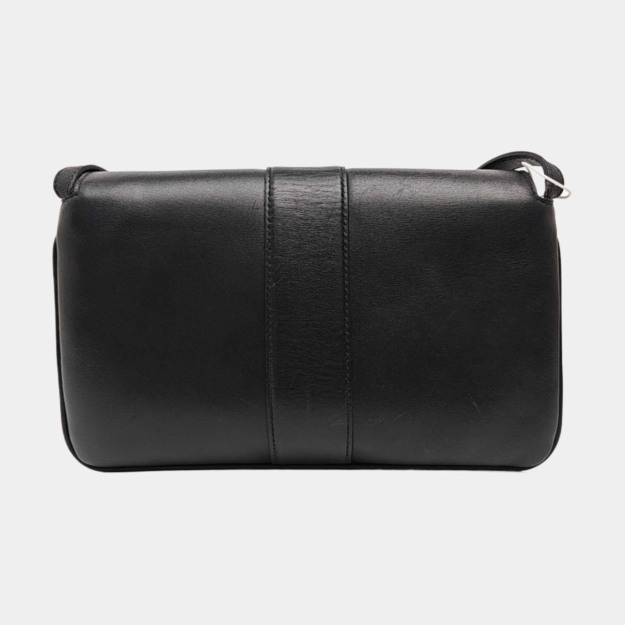 Arli Small Calfskin Black