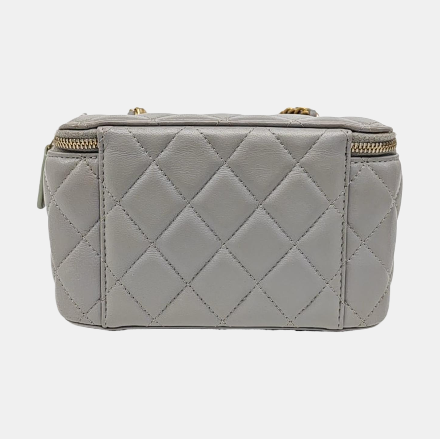 VANITY CASE Small Quilted Lambskin Gray