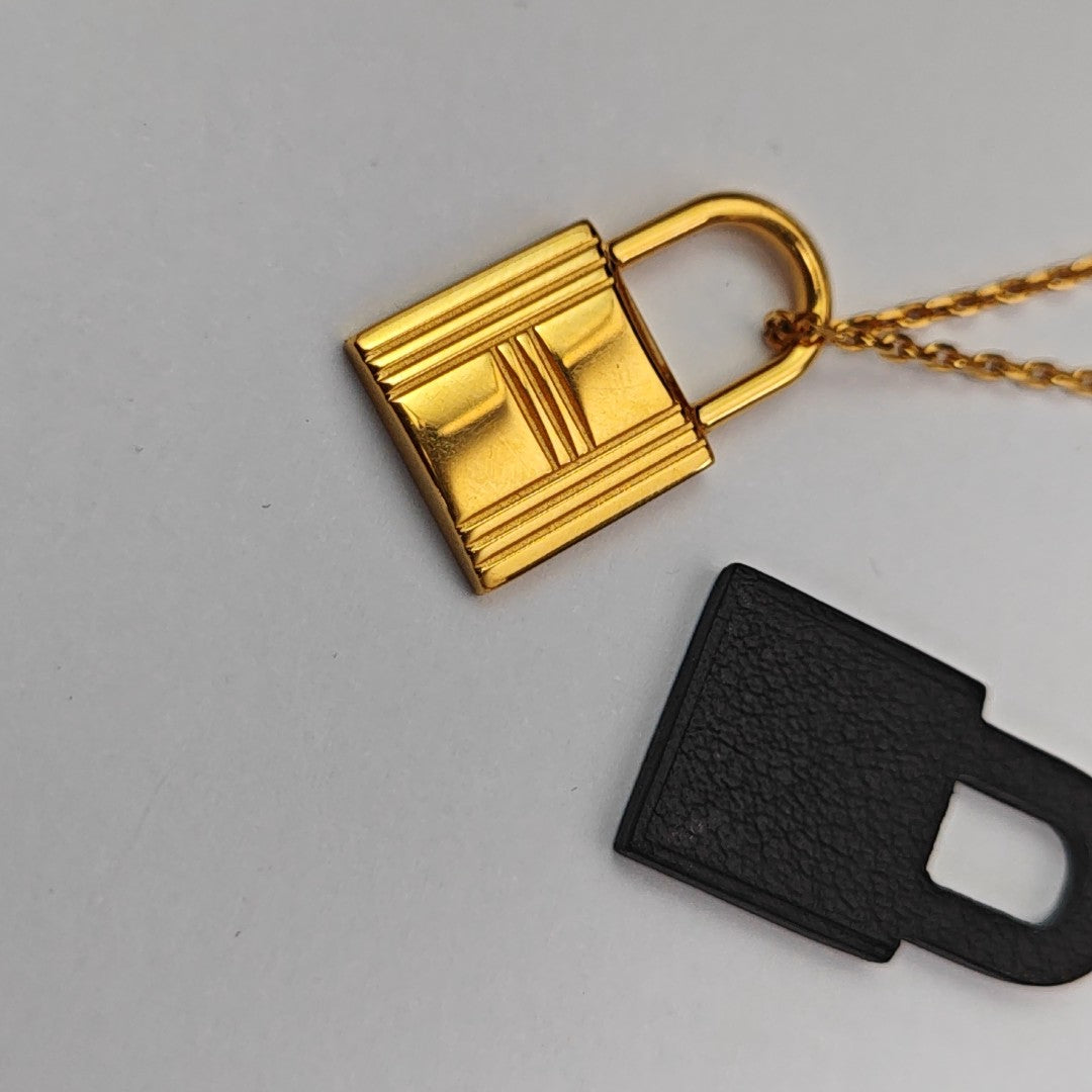 O'kelly Metal Gold Necklace