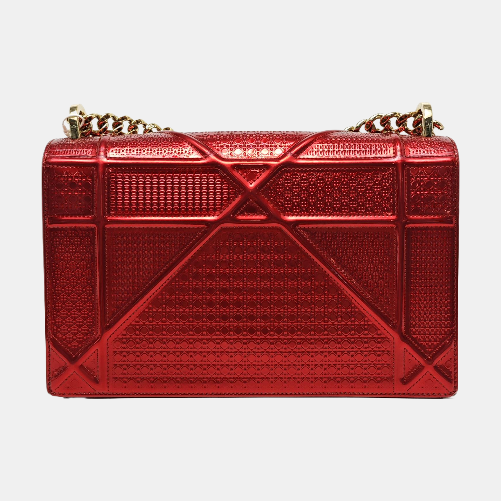 Authenticated pre-owned  Diorama Medium Calfskin Red - Crossbody Bag at Looply