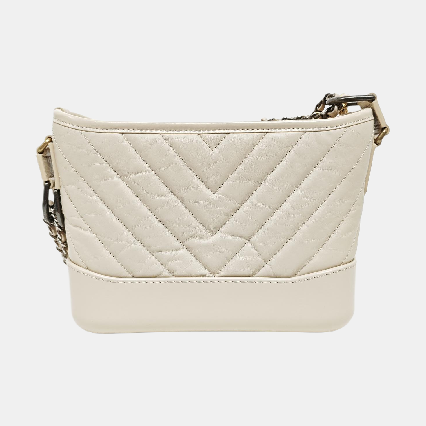 GABRIELLE Small Chevron Calfskin Beige