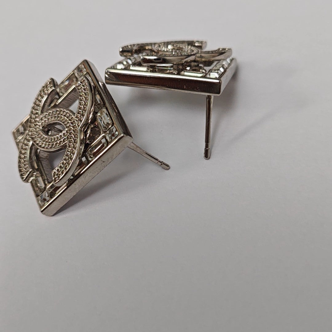 Metal Silver Stud Earrings