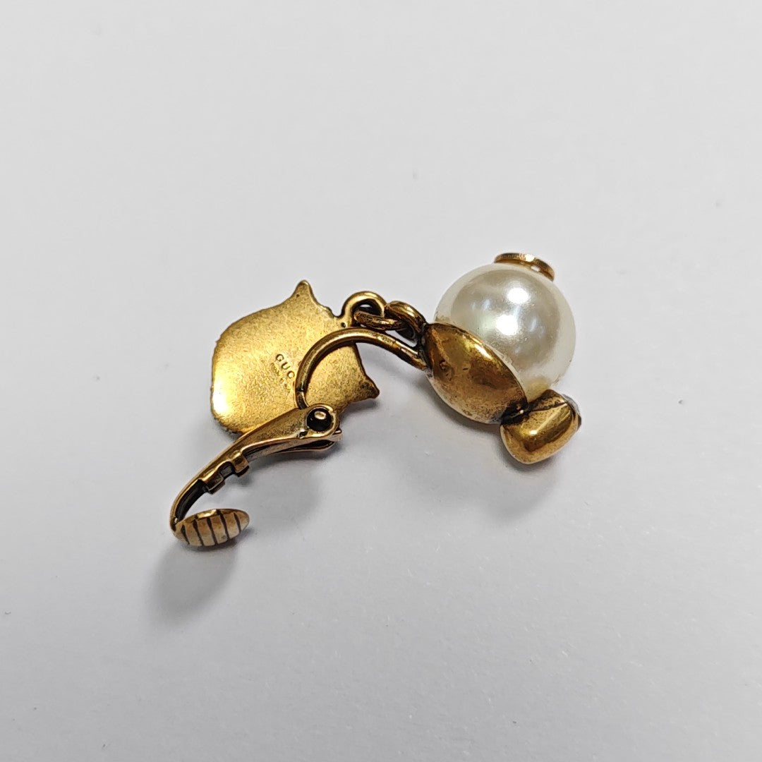 Le Marché Des Merveilles Metal Gold Clip On Earrings