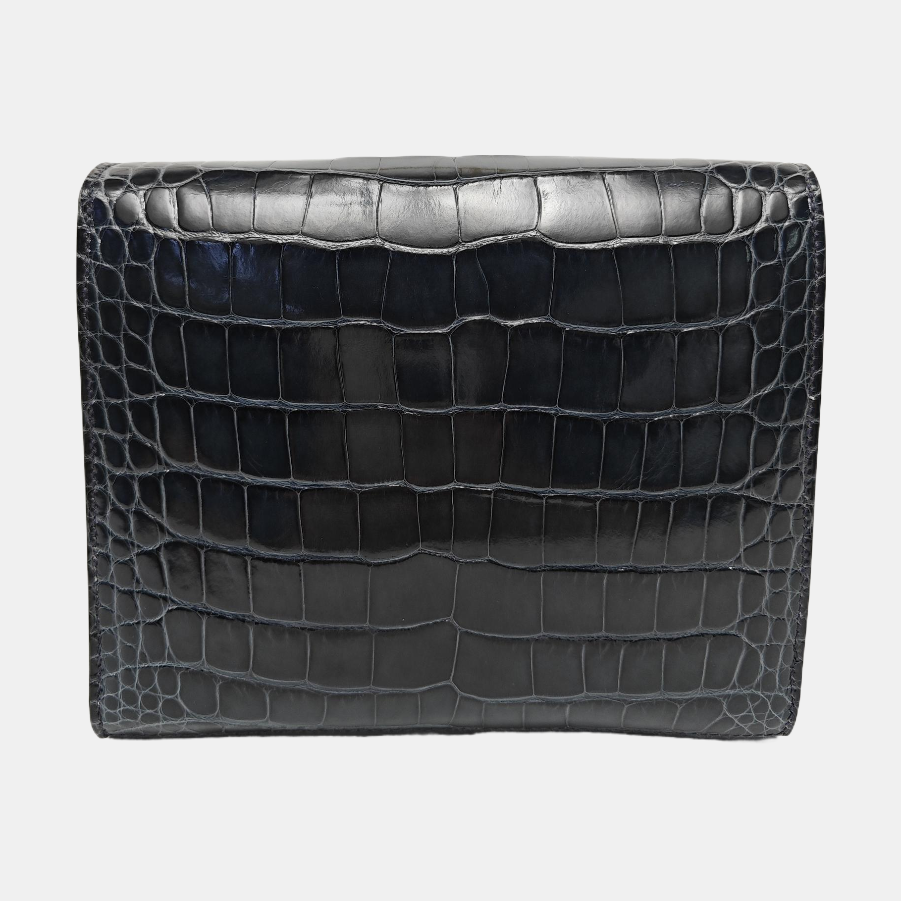 Clic 16 Shiny Porosus Crocodile Blue