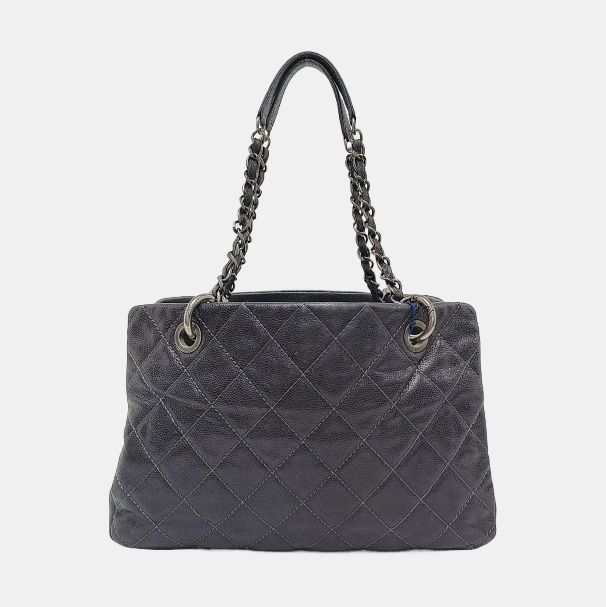 CC TIMELESS SOFT Small Quilted Grained Calfskin Gray