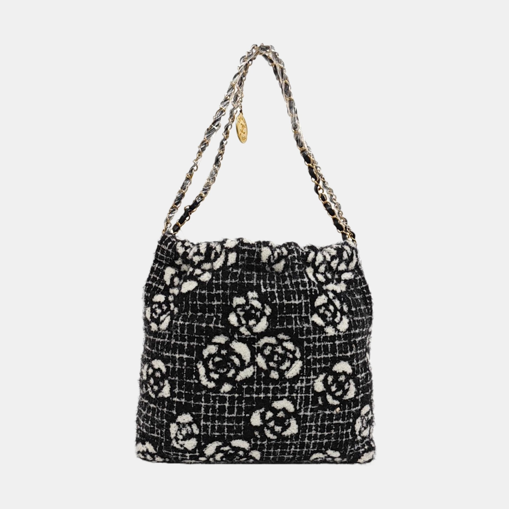 CHANEL 22 Small Fabric Multicolor