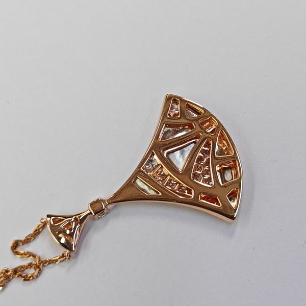 DIVAS' DREAM 18k Rose Gold Necklace