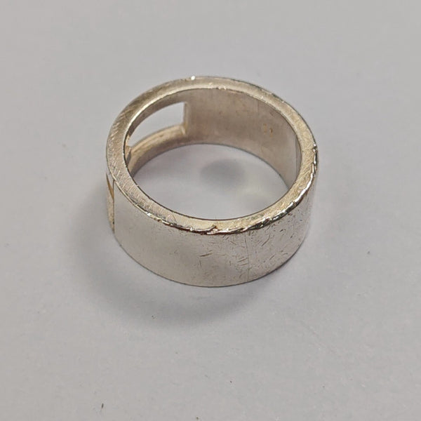 925 Sterling Silver Ring HK 11