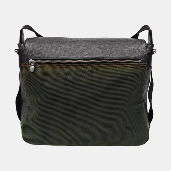 VIKTOR Calfskin Black