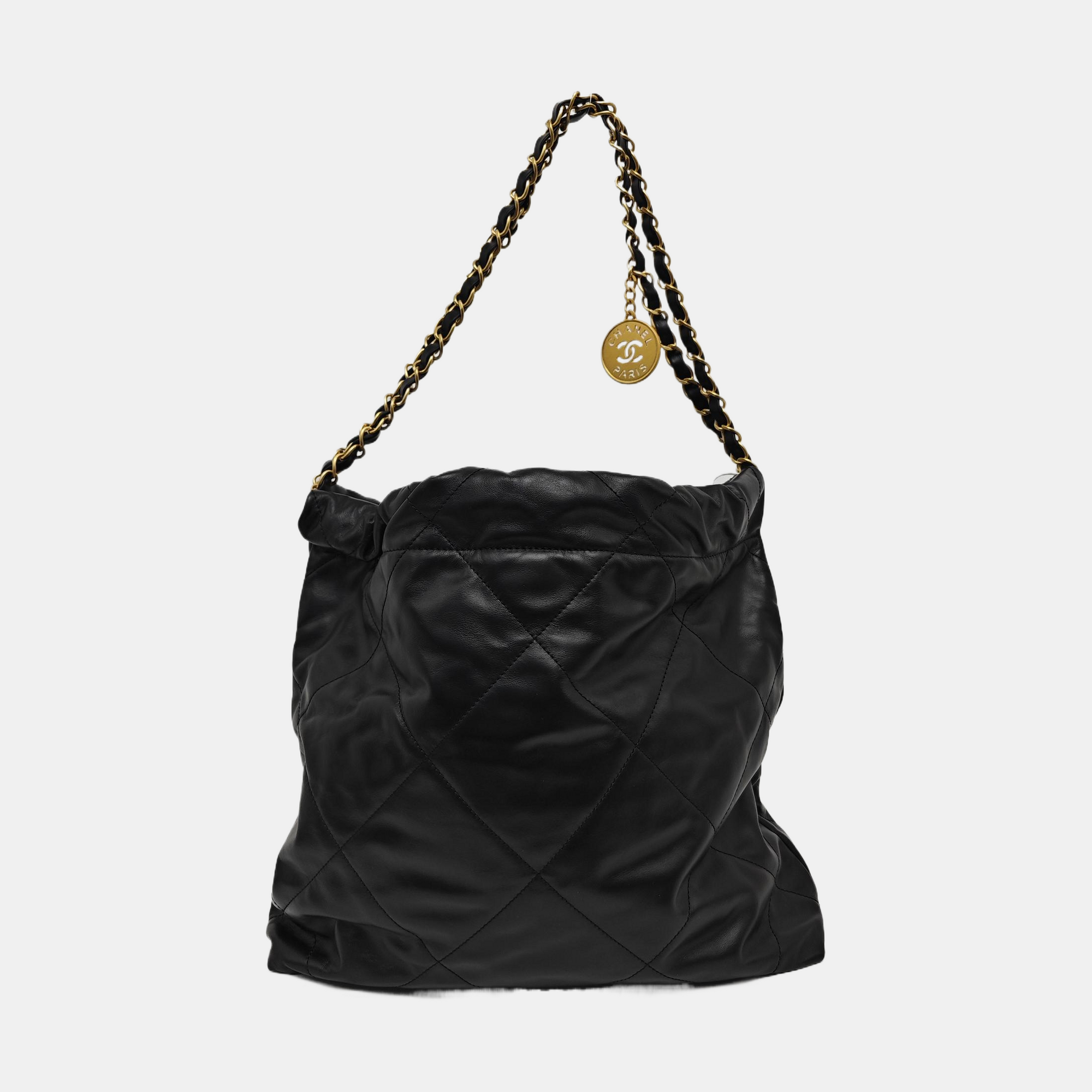 CHANEL 22 Small Quilted Calfskin Black