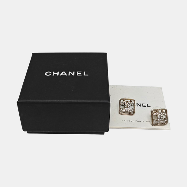 Metal Silver Stud Earrings