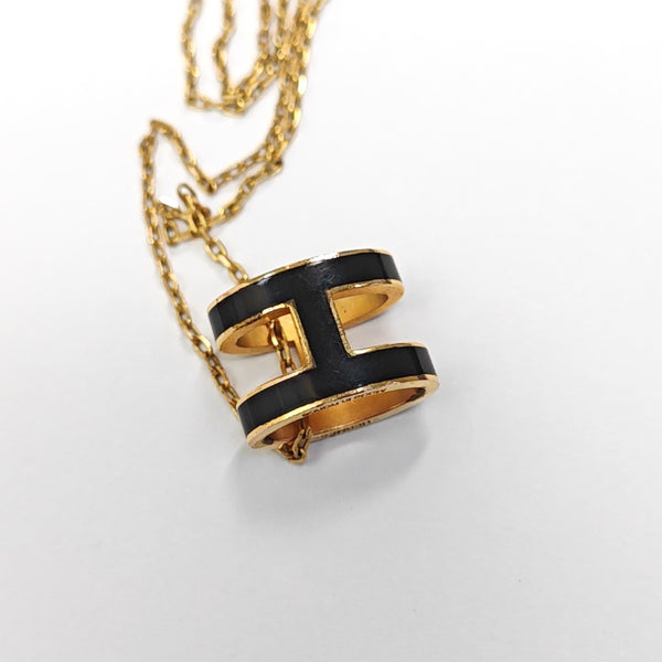 Collar Dorado Pop H de Metal