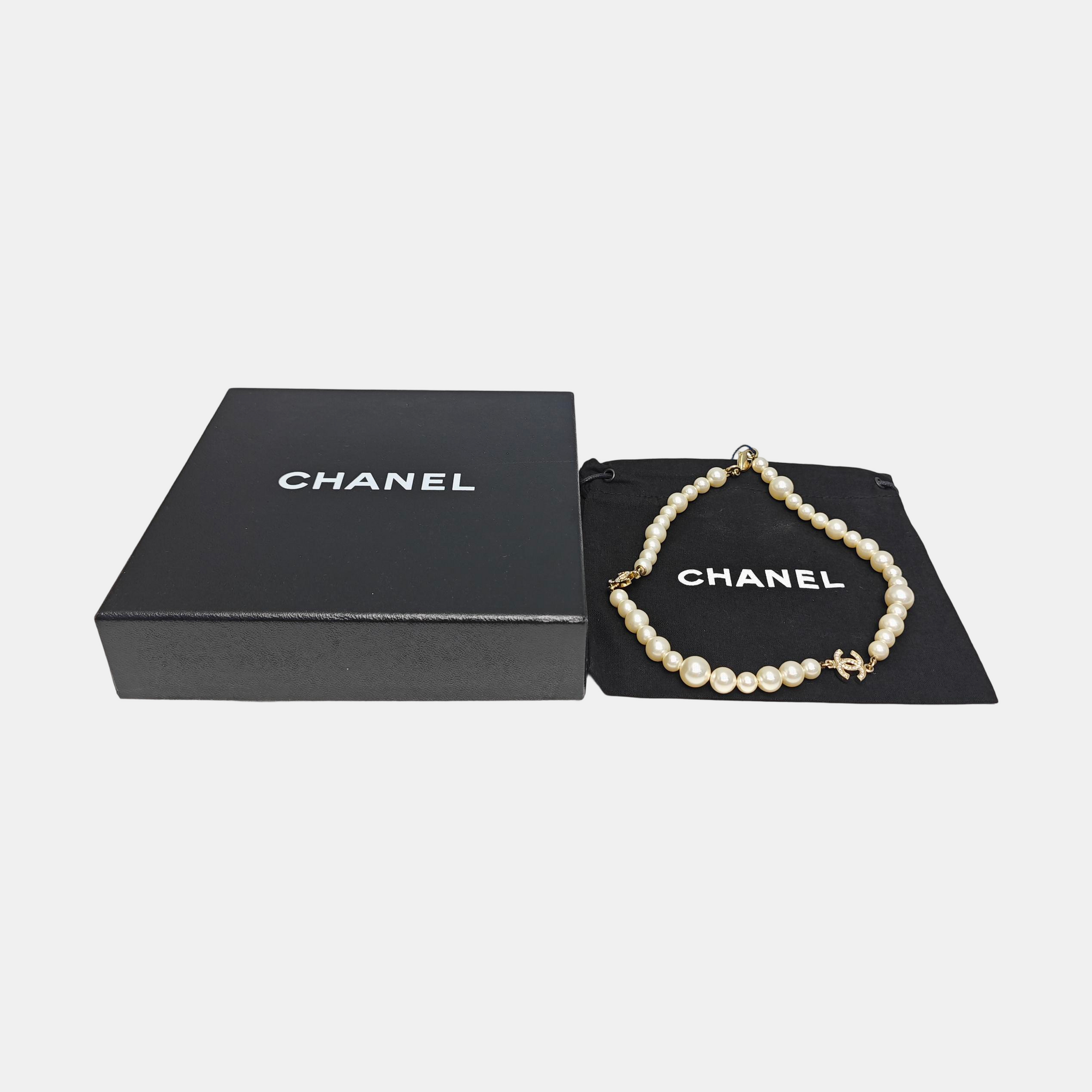 Pearl White Necklace