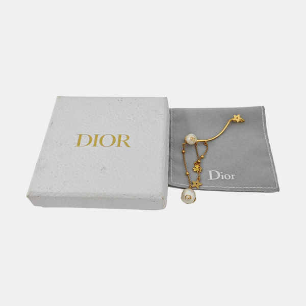 Shiny-D Metal Gold Stud Earrings