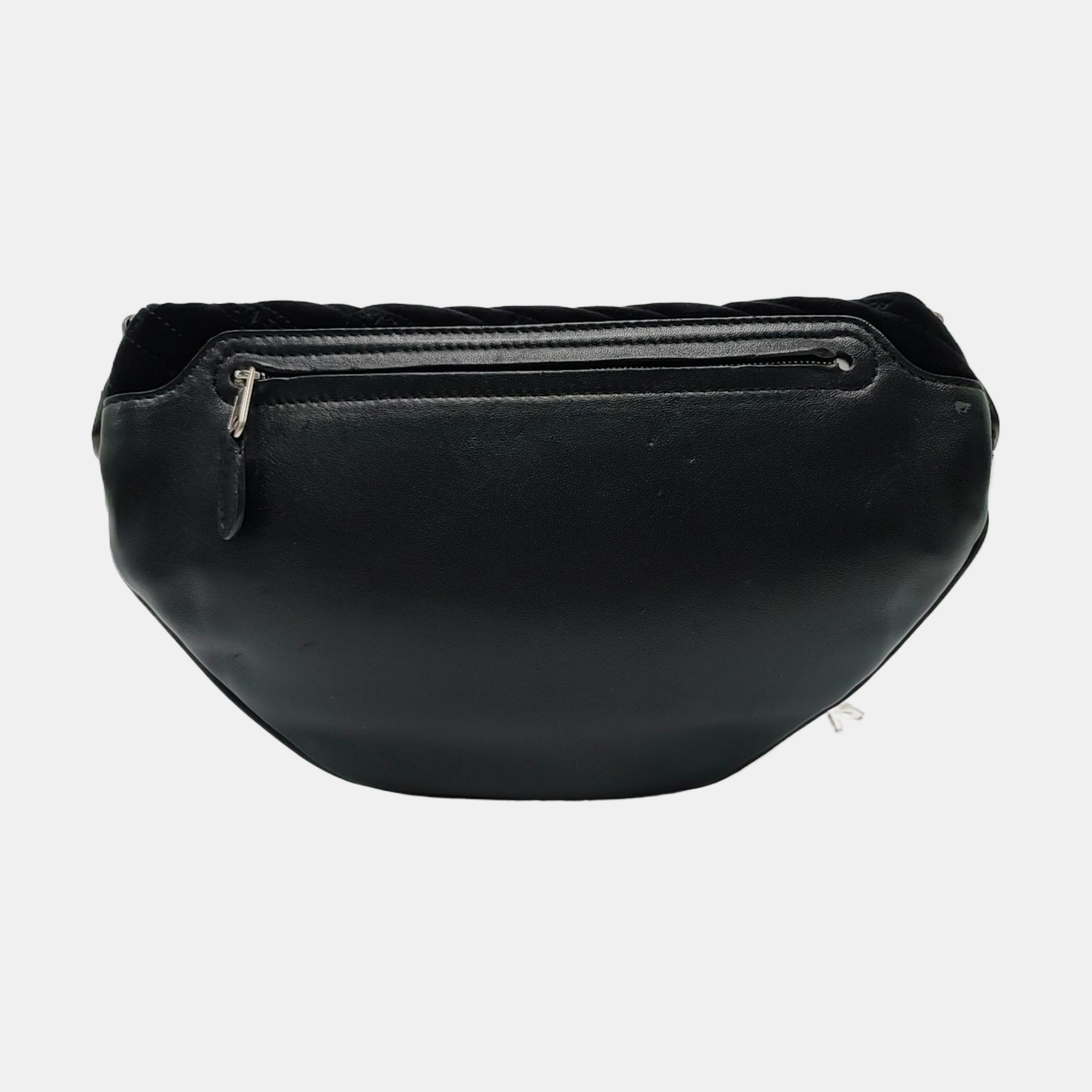 Souvenirs Velvet Black