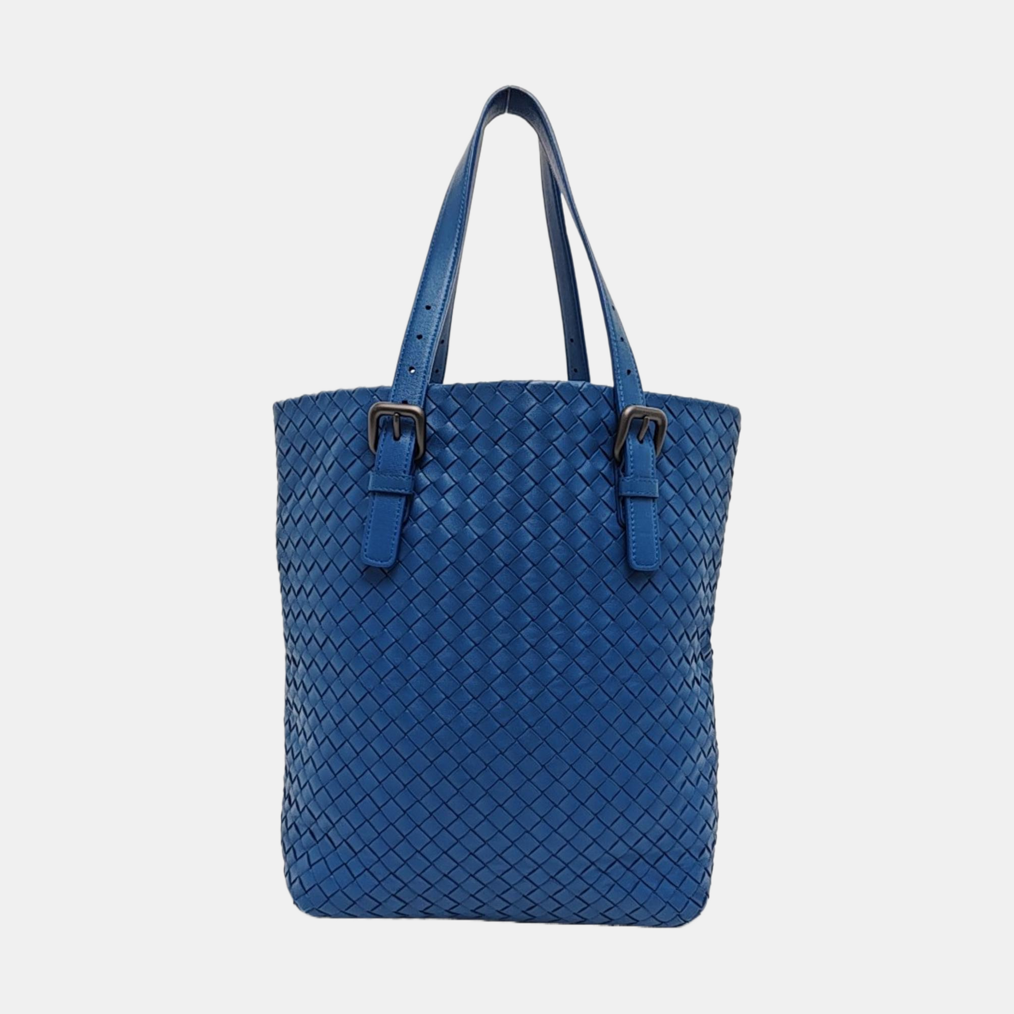 Cesta de piel de cordero azul