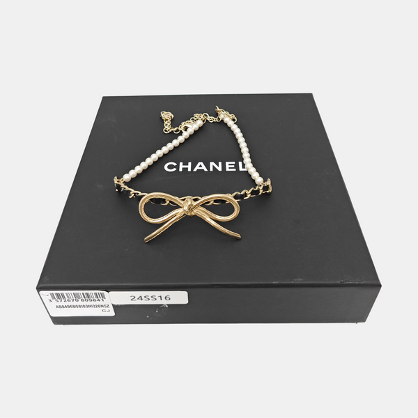 Metal White Necklace