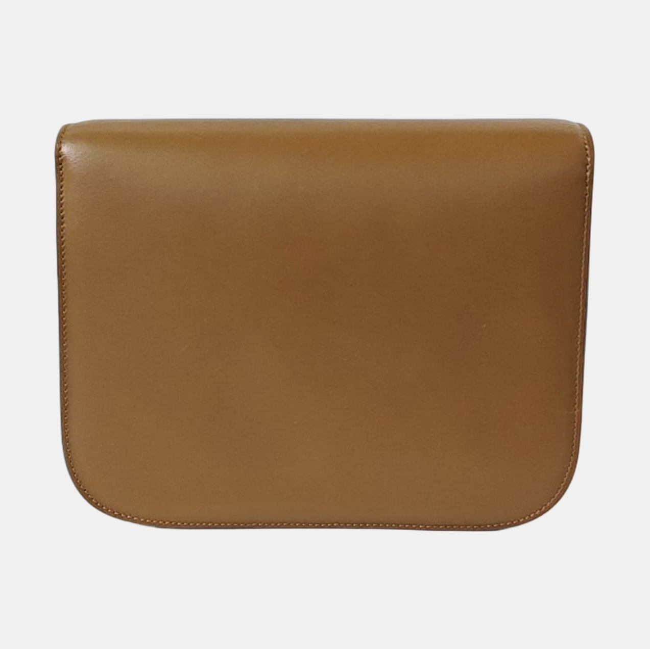 Authenticated pre-owned  CLASSIC BOX Medium Calfskin Brown - Shoulder Bag at Looply