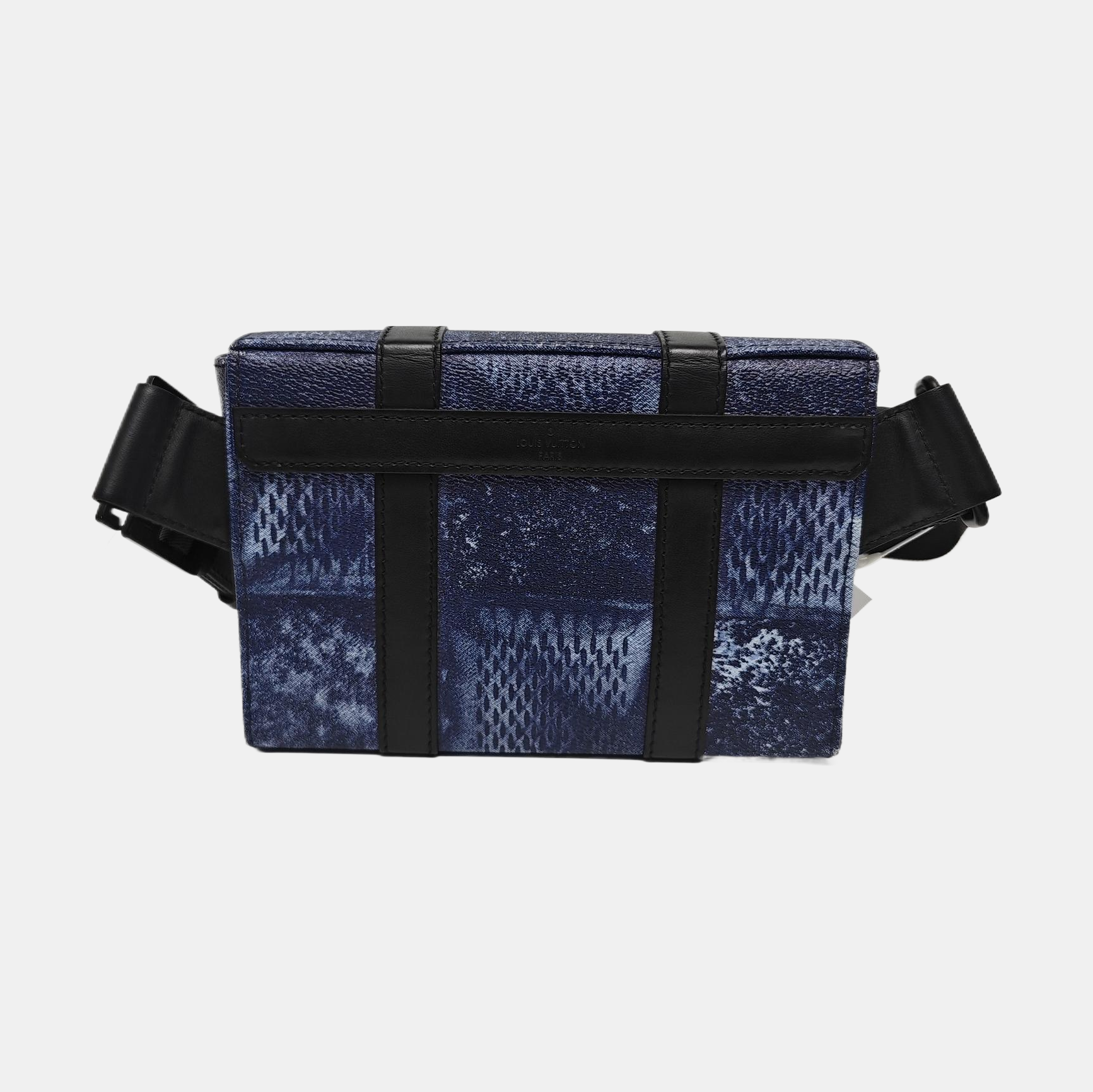 TRUNK Coated Canvas Blue