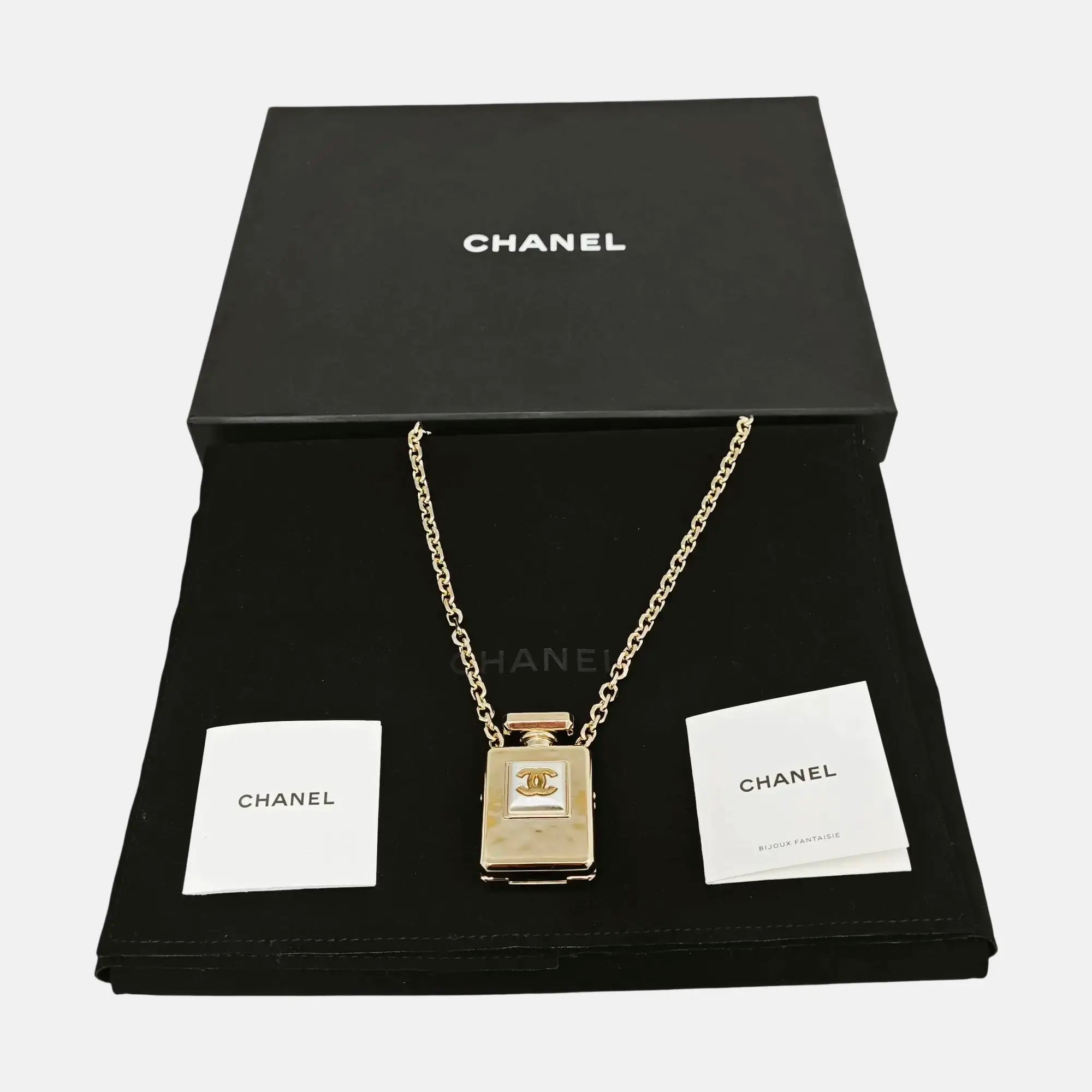 Metal Gold Necklace
