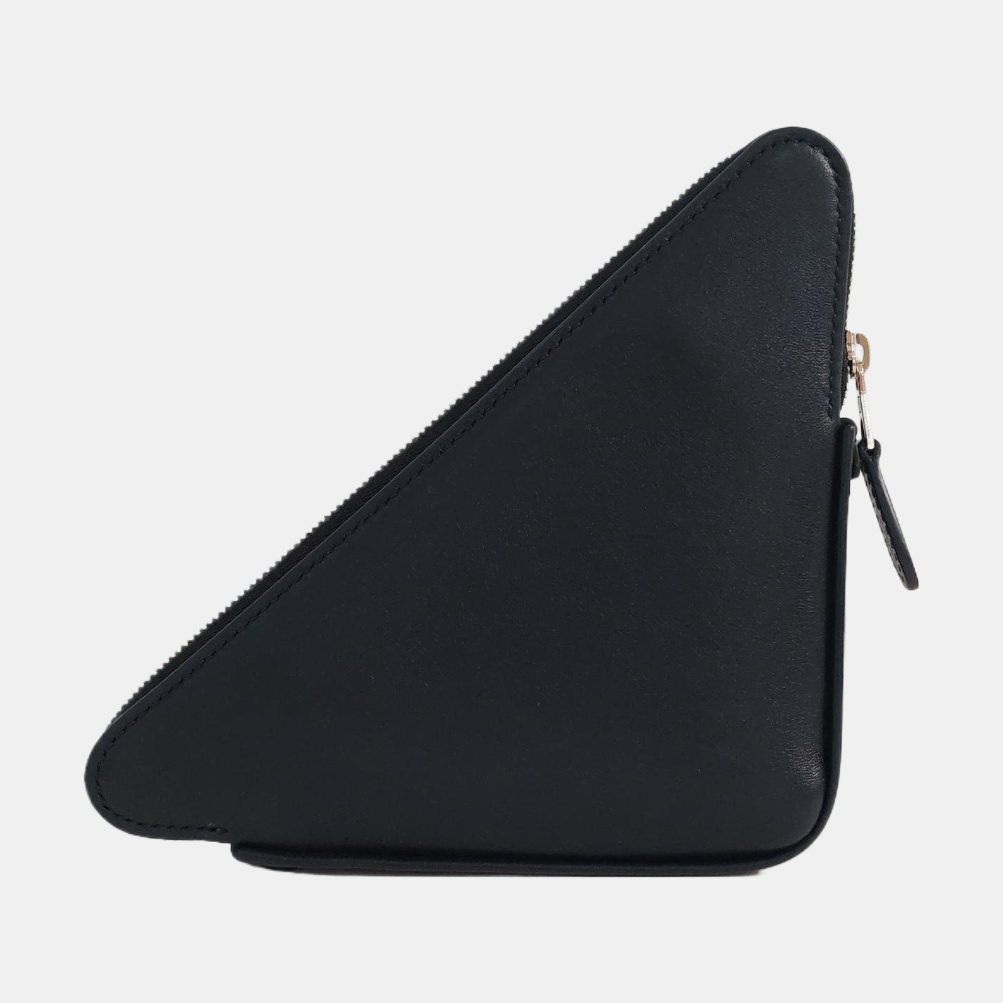 Authenticated pre-owned  Triangle Calfskin Black - Clutch at Looply