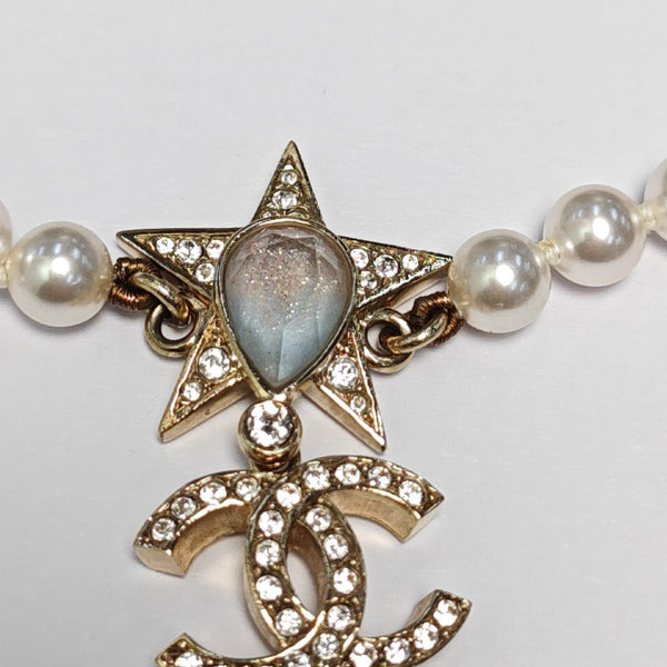 Metal White Necklace