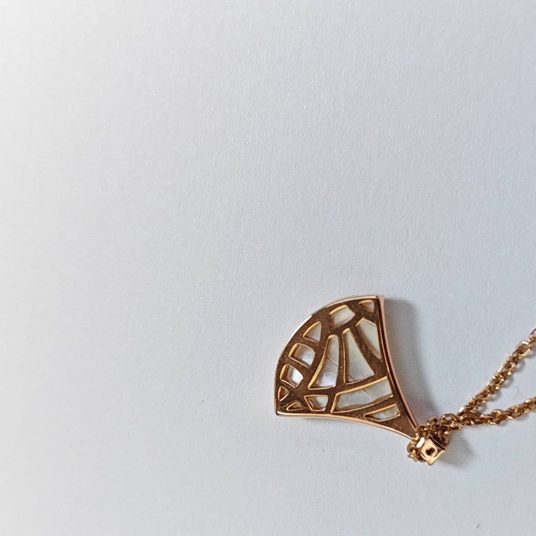 DIVAS' DREAM 18k Rose Gold Necklace