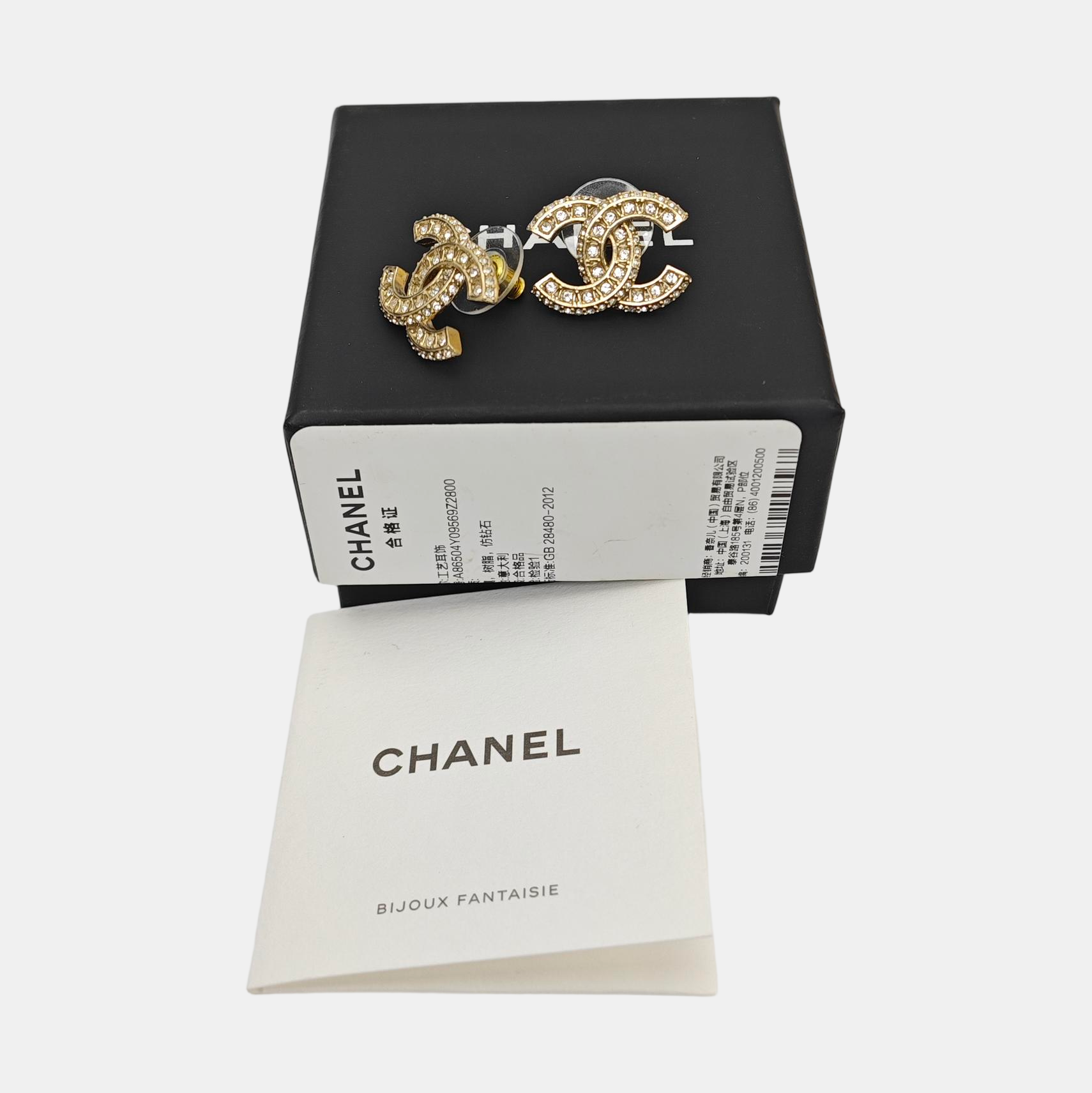 Metal Gold Stud Earrings
