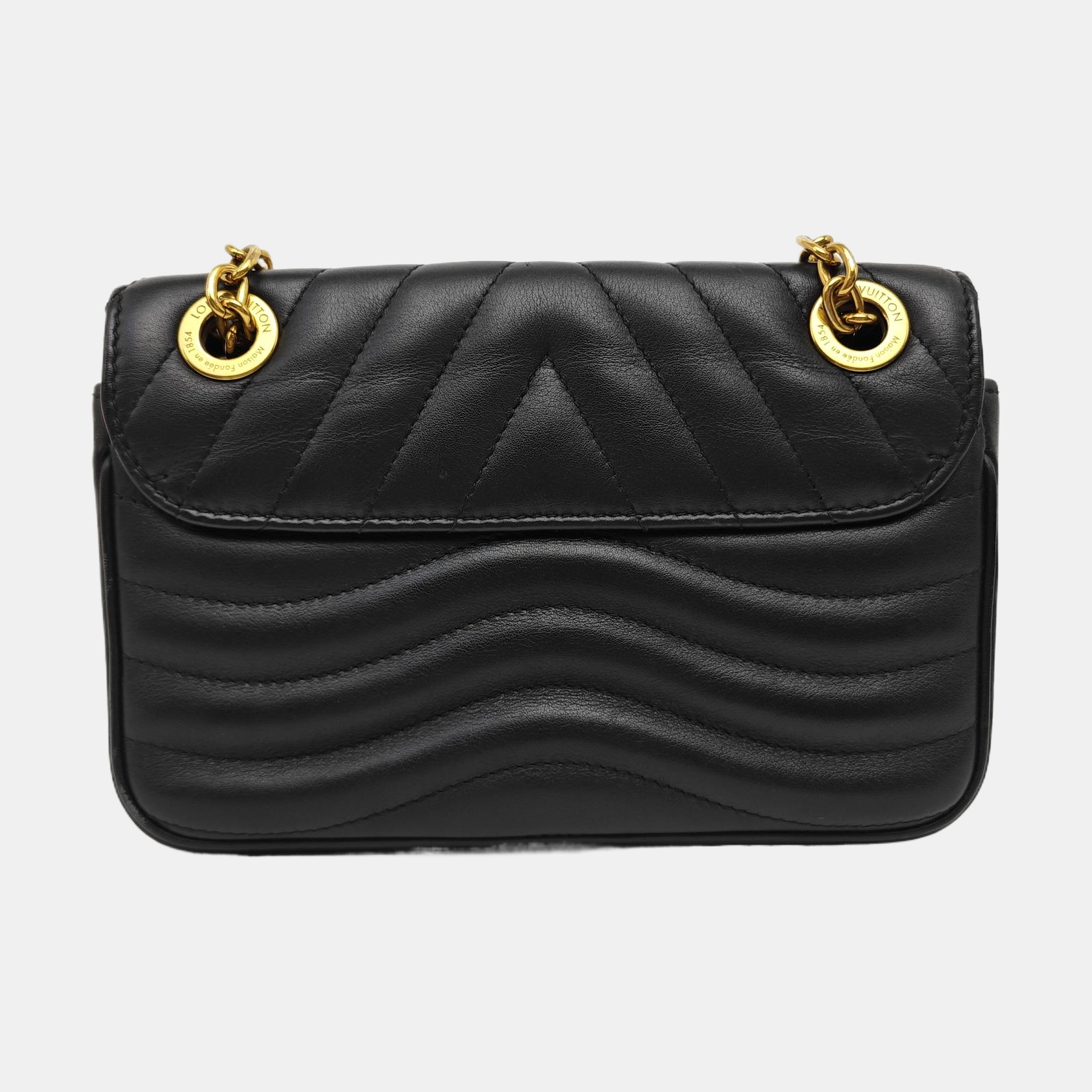 NEW WAVE PM Quilted Calfskin Black
