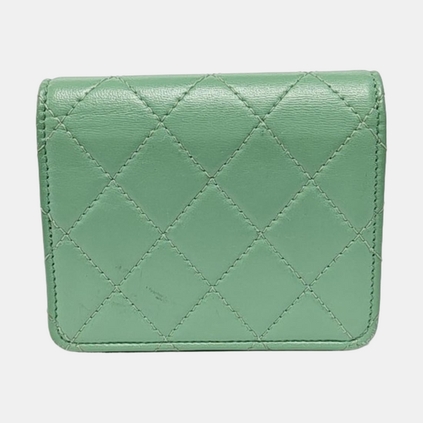 CHANEL 31 Quilted Lambskin Green Wallet