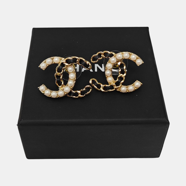 Metal Gold Stud Earrings