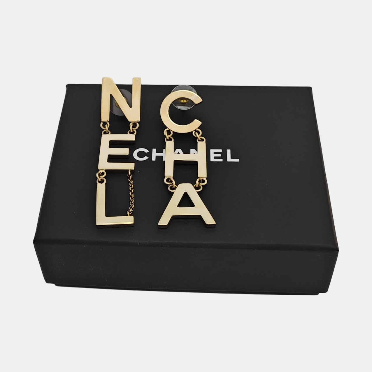 Metal Gold Stud Earrings