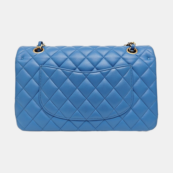 CLASSIC FLAP Medium Quilted Lambskin Blue