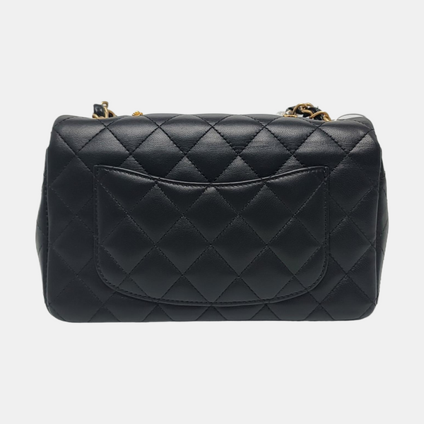 CLASSIC FLAP Mini Quilted Lambskin Black