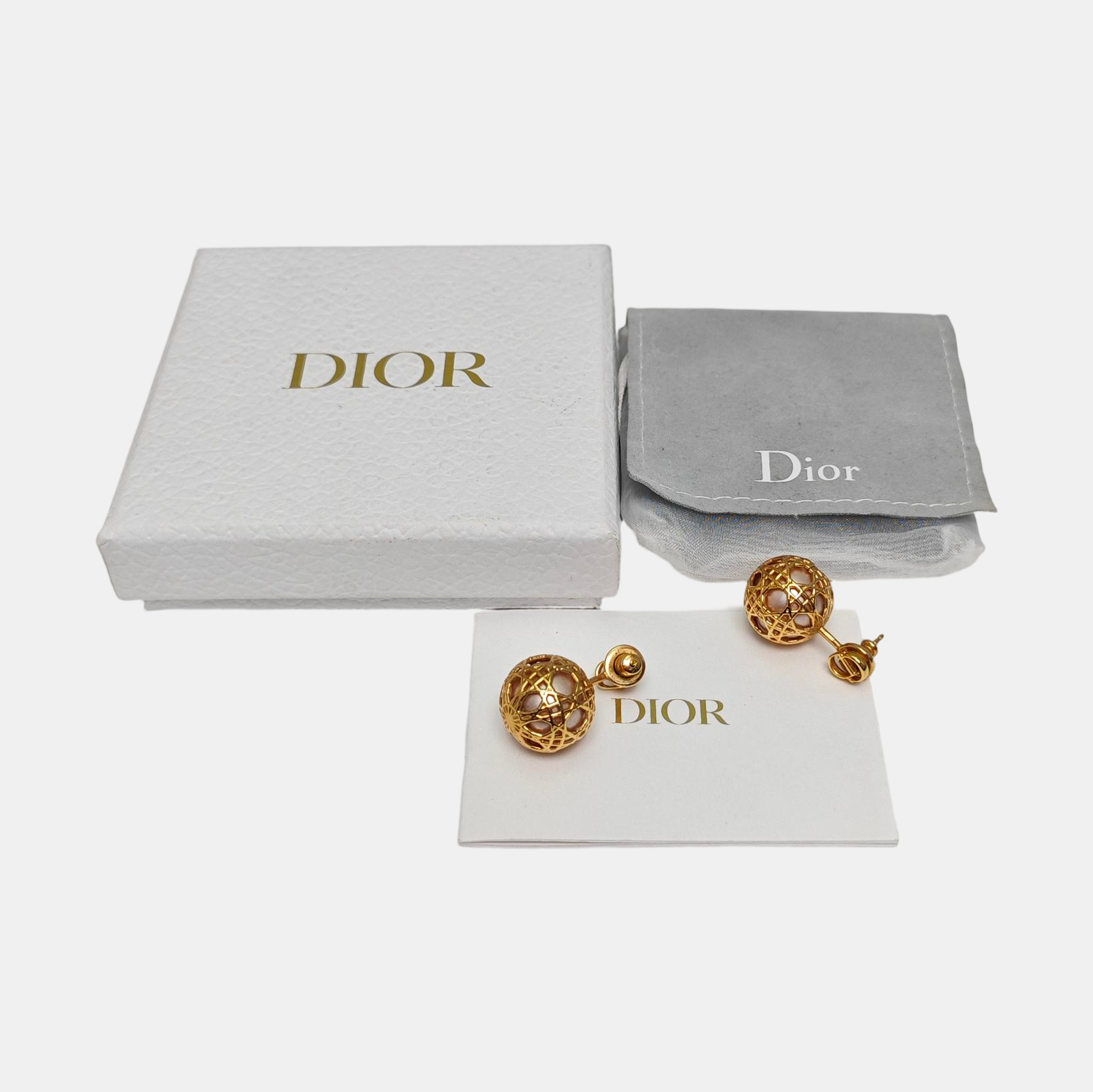 Metal Gold Stud Earrings