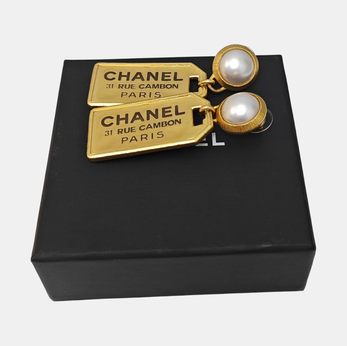 Metal Gold Stud Earrings