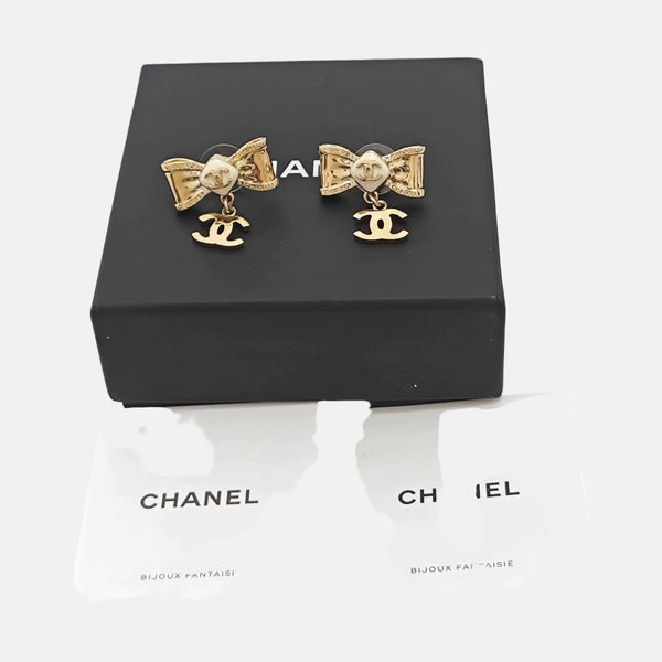 Metal Gold Earrings