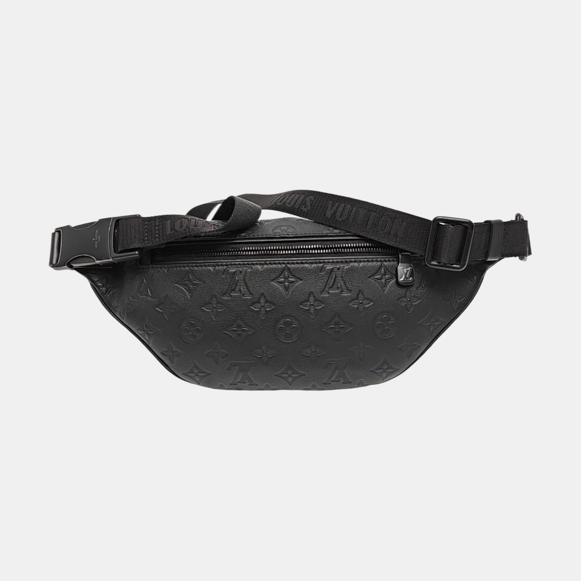 DISCOVERY PM Monogram Calfskin Black