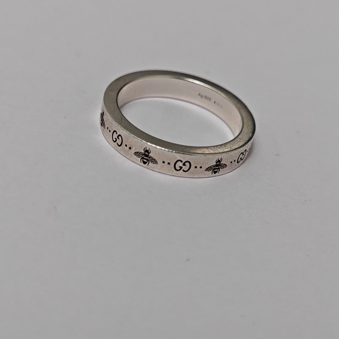 925 Sterling Silver Ring HK 18