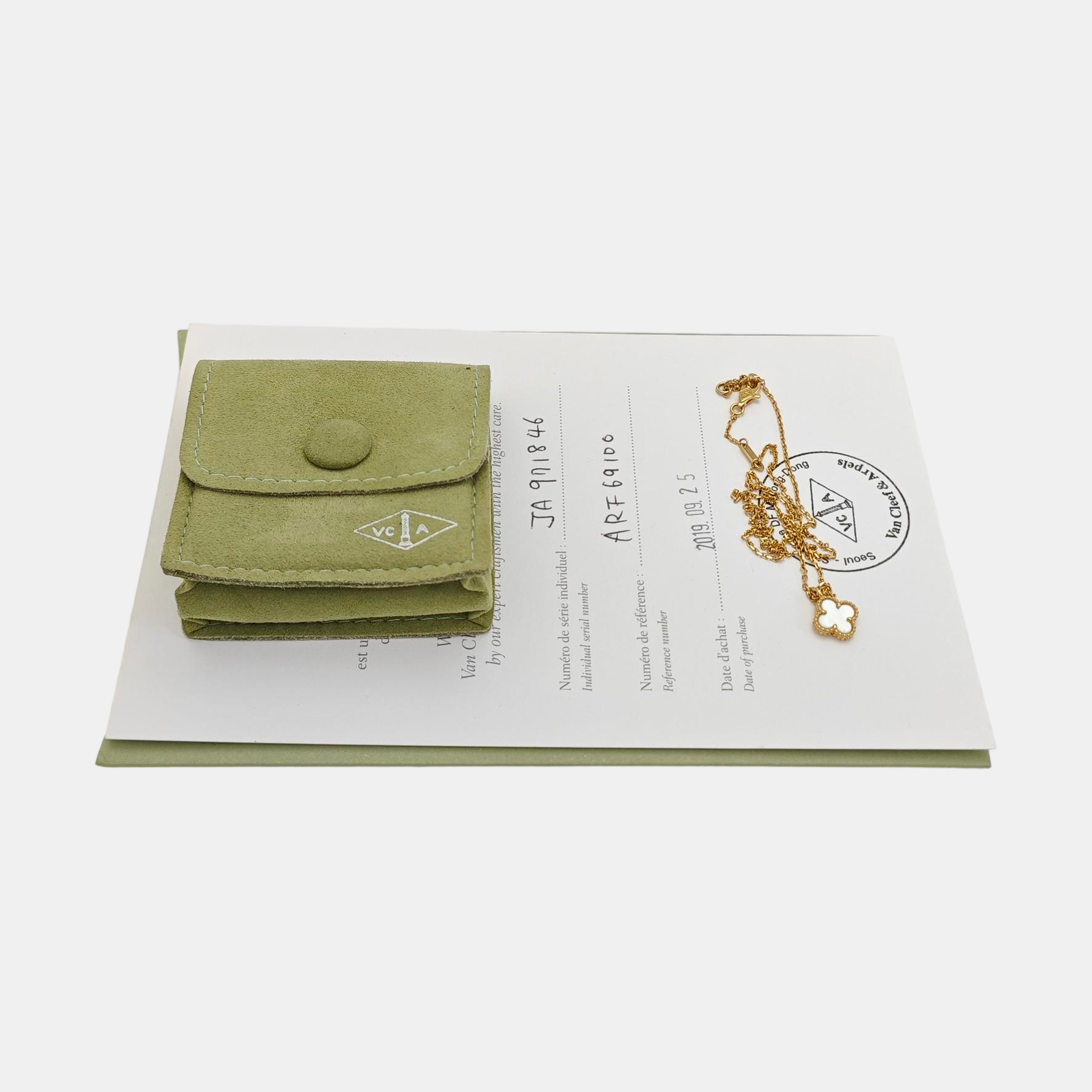 Sweet Alhambra 18k Gold Necklace