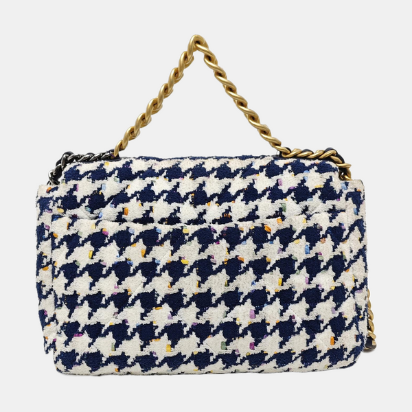 CHANEL 19 Large Quilted Fabric White
