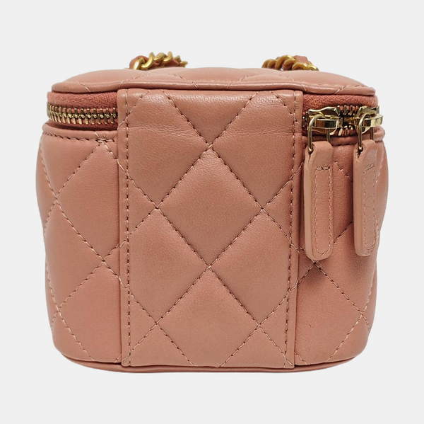 Authenticated pre-owned  VANITY CASE Quilted Lambskin Pink - Crossbody Bag at Looply