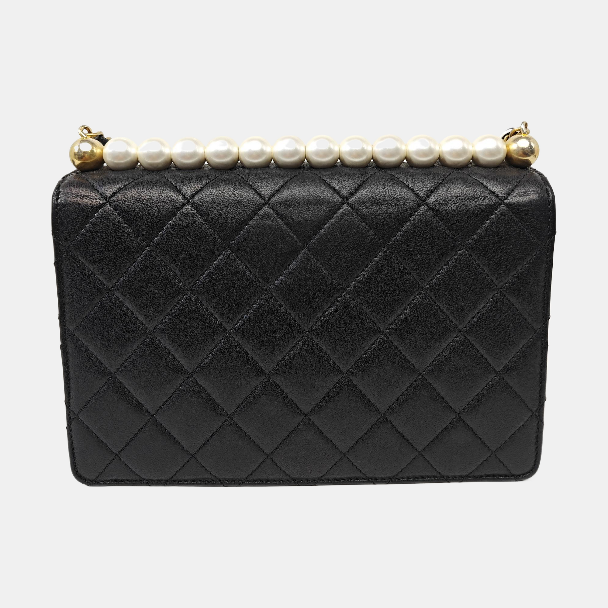 CLASSIC VERTICAL PEARL Medium Quilted Lambskin Black