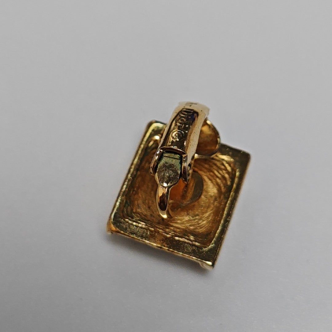 Metal Gold Clip On Earrings
