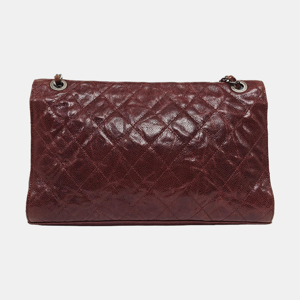 Authenticated pre-owned  CLASSIC FLAP Quilted Grained Calfskin Red - Shoulder Bag at Looply
