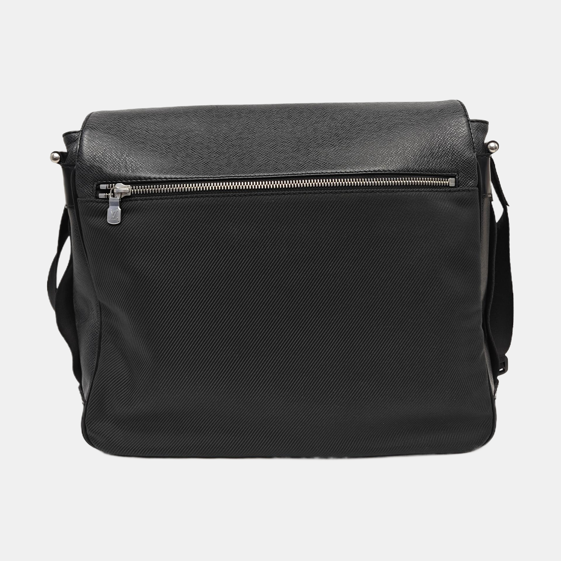 VIKTOR Calfskin Black