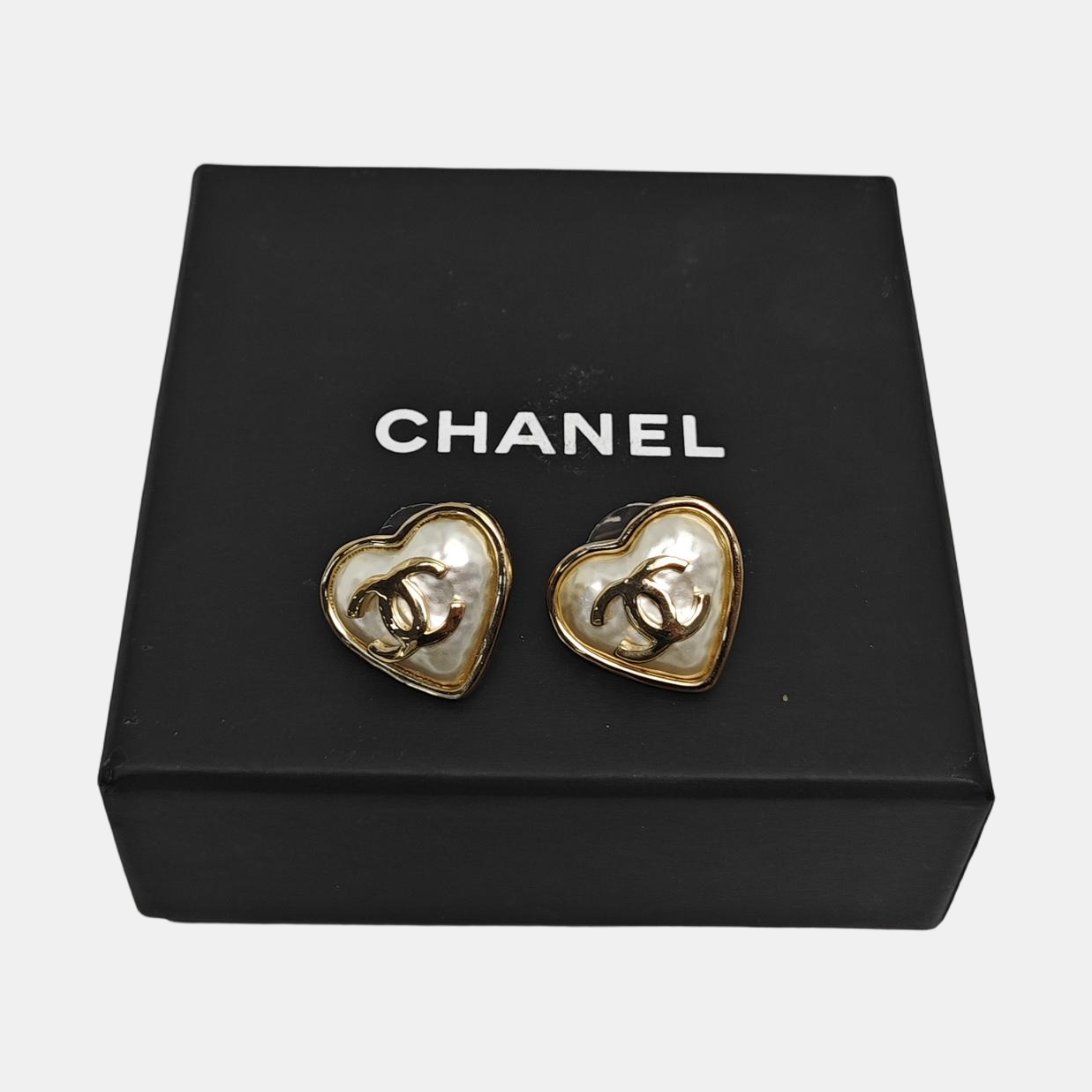 Metal Gold Stud Earrings
