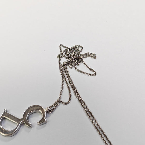 CD Swing Metal Silver Necklace