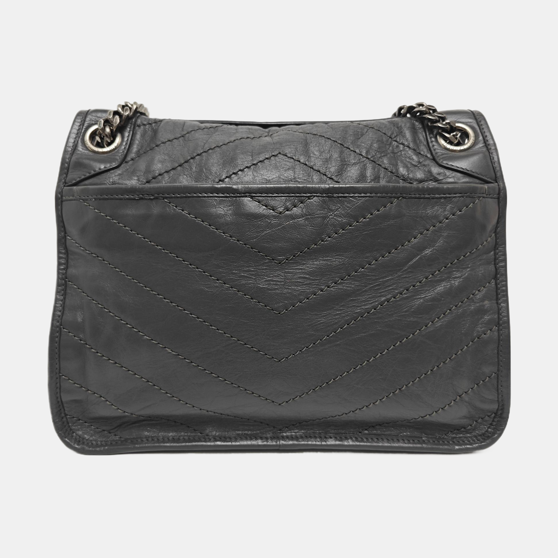 NIKI Medium Chevron Calfskin Gray