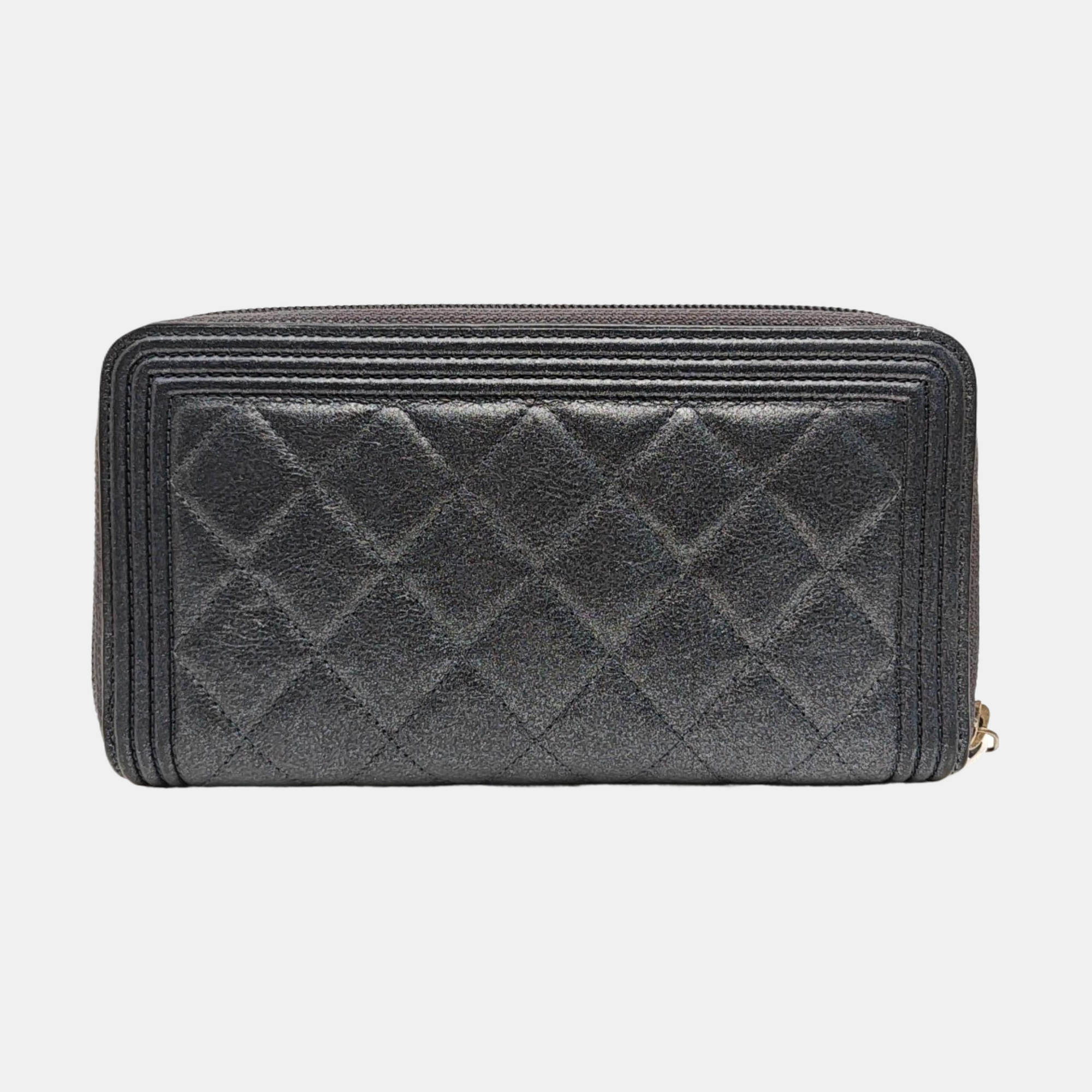 BOY CHANEL Mini Quilted Calfskin Blue Wallet